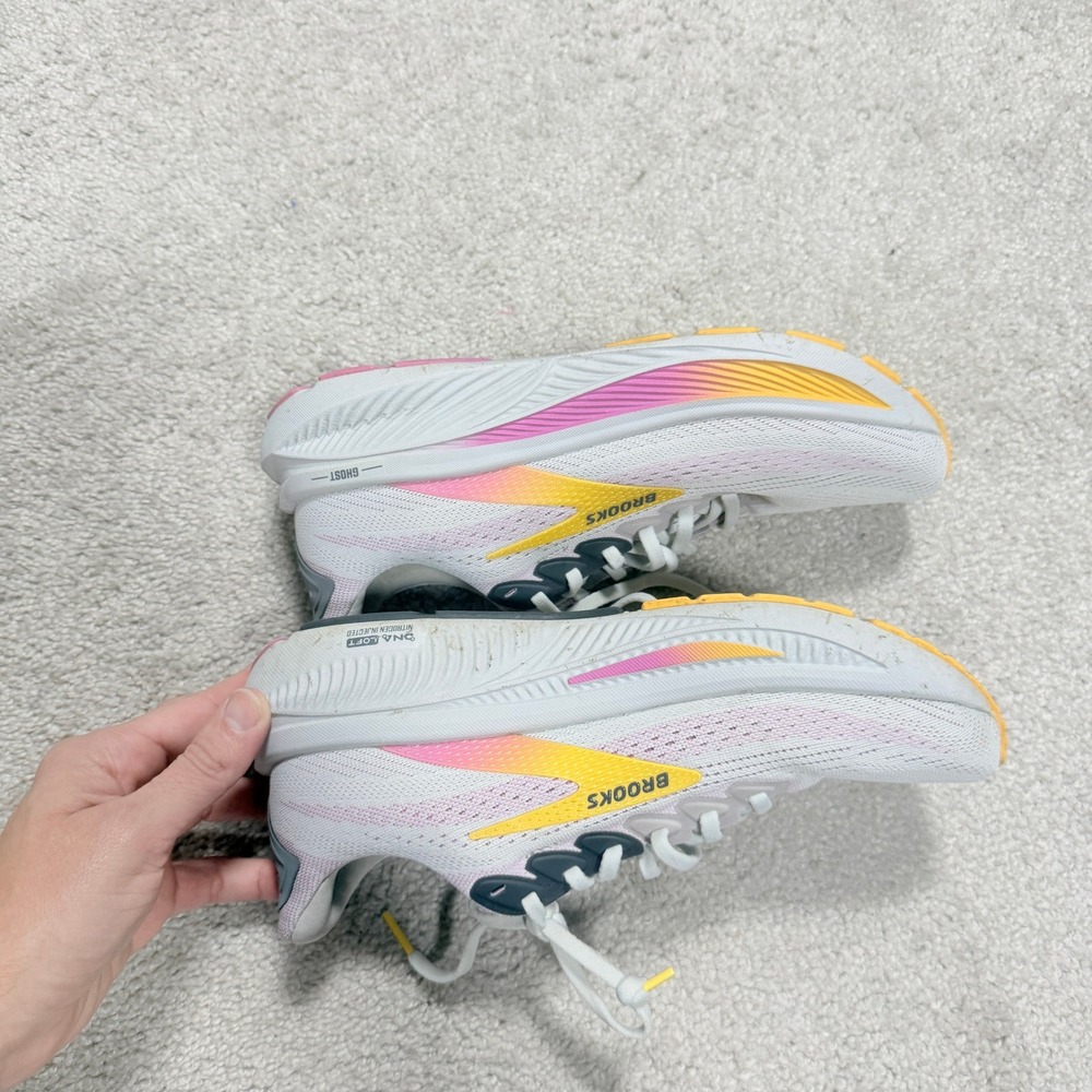 Brooks Womens 8 Ghost 17 Max Running Shoes White Pink Yellow - Picture 3 of 10